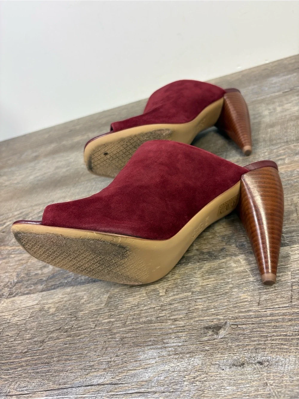 Tory Burch chic tory